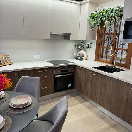 Seaescape With Ocean, King Size Bed, Wifi, Smart Tv, Free Parking 2 Pools Access Appartamento